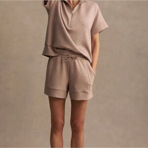 NWT Varley Atrium High-Rise Short 4.5" Taupe Marl Size Small